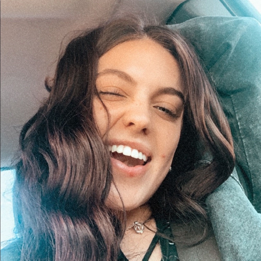 Meet your Posher, Gabi